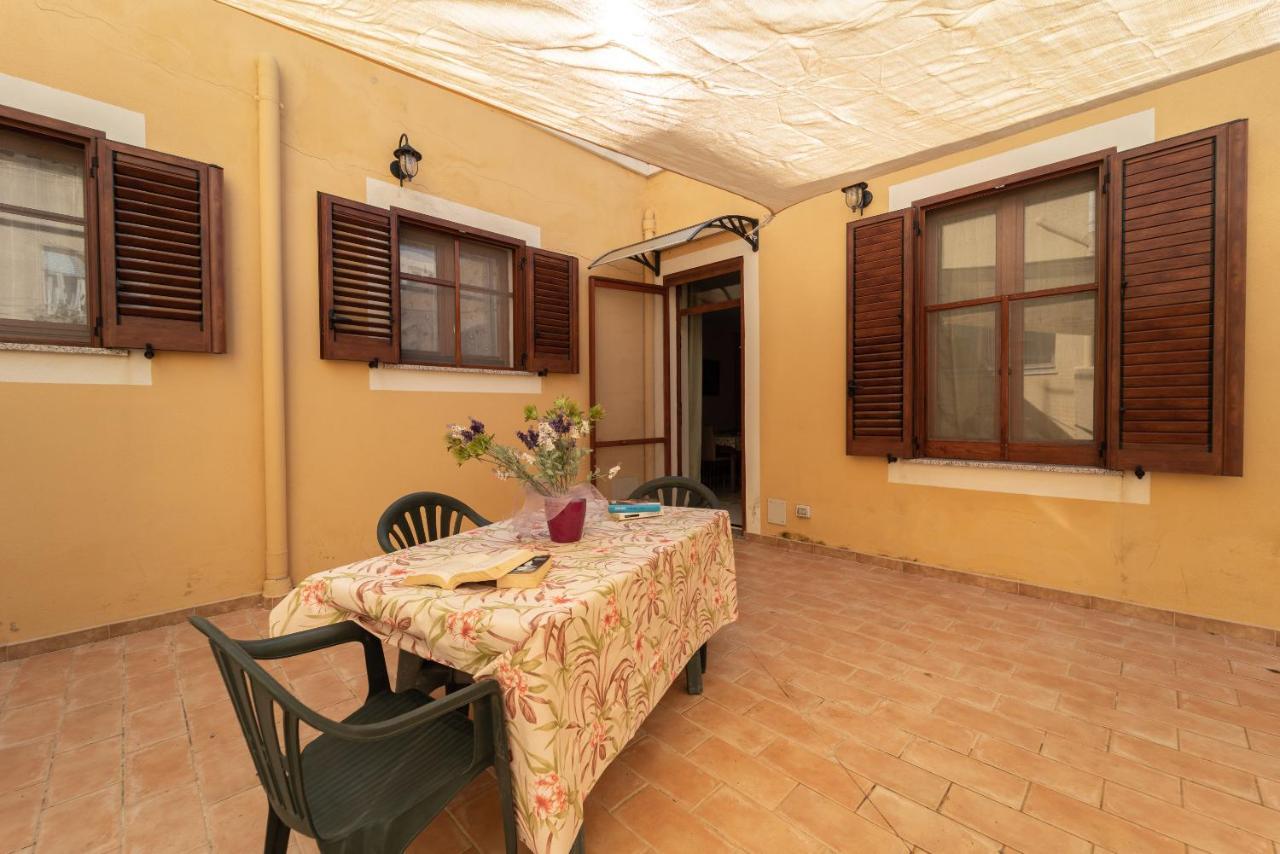 Miros Apartment Альгеро Екстер'єр фото