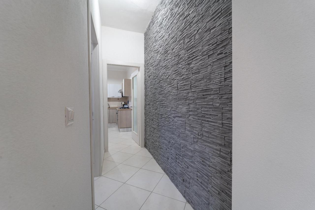 Miros Apartment Альгеро Екстер'єр фото